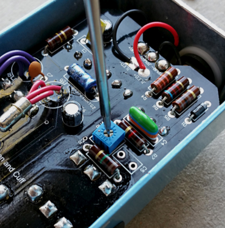 Wren and cuff Your Face 70's Germanium Fuzz Overdrive, distortion