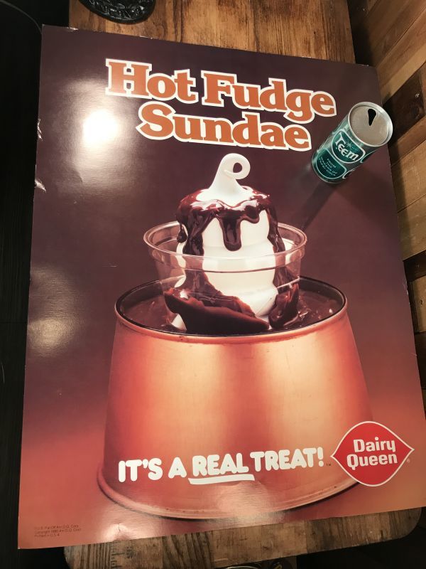 Dairy Queen “Hot Fudge Sundae” Poster デイリークイーン ビンテージ