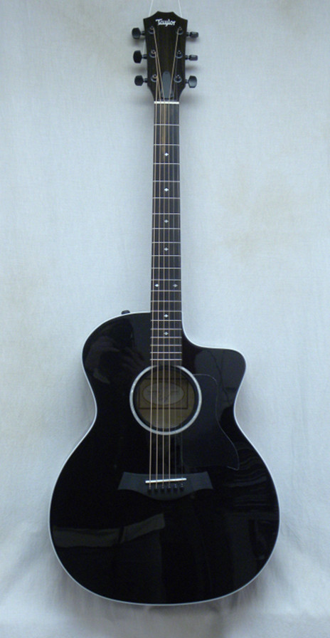 Steilberg String Instruments - Taylor 214ce DLX Gloss Black w/ HSC