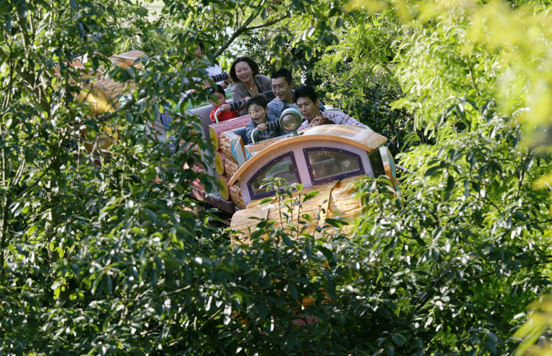 ワイルドジェット | サントピアワールド！田園の中の遊園地:新潟県