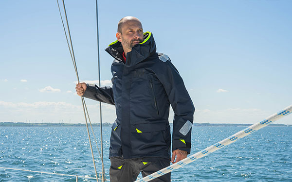 HELLY HANSEN Men's Skagen Offshore Sailing Jacket / navy from 327