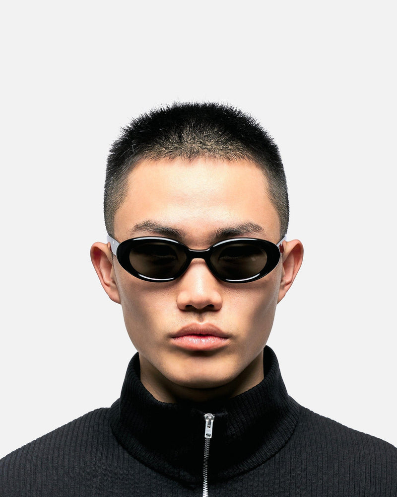 Gentle Monster MM107 01 – SVRN