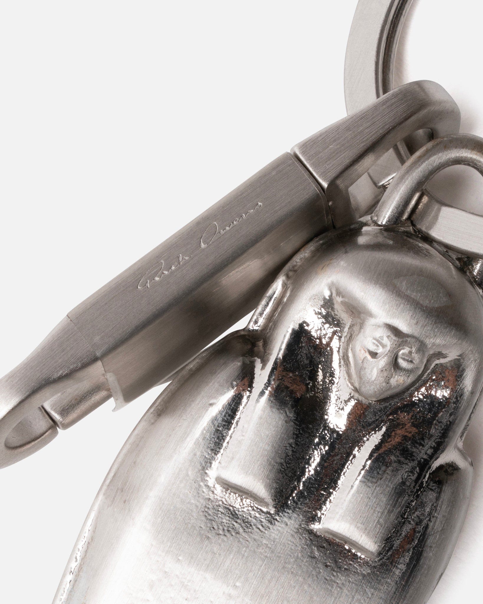 Sarcofago Keychain in Palladio – SVRN