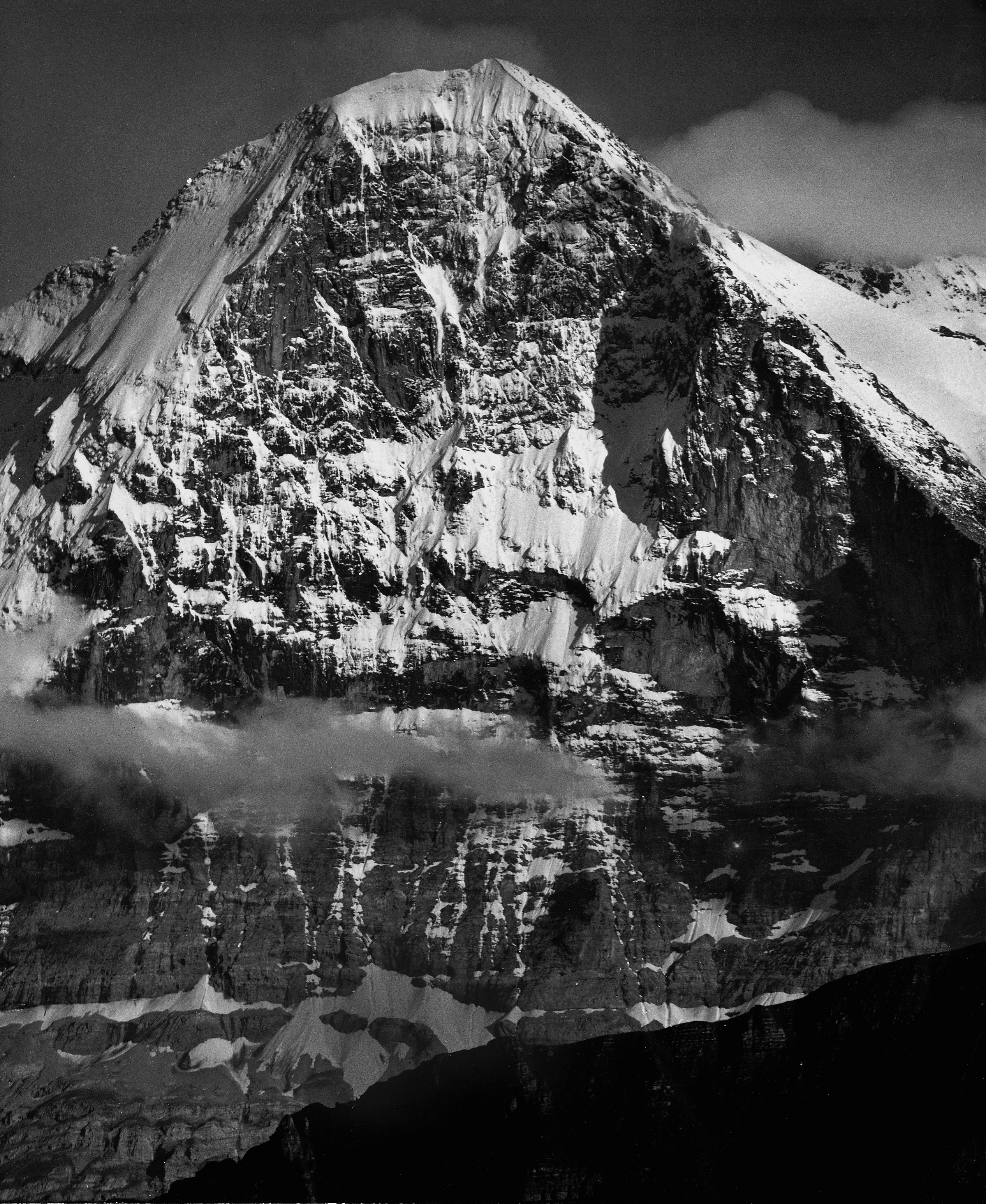 アイガー北壁で初めて救助に成功した日 - SWI swissinfo.ch