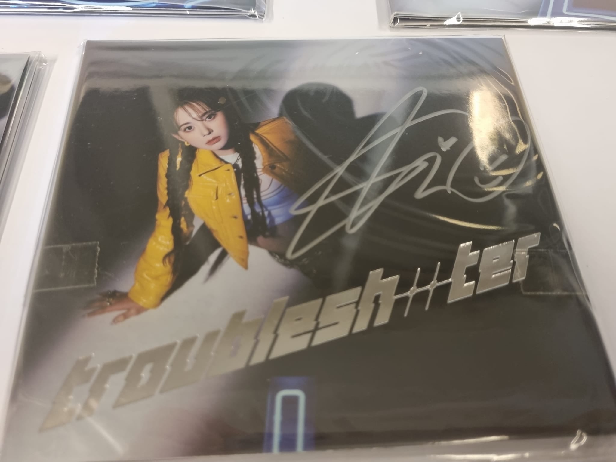 SIGNED CD] KEP1ER - TROUBLESHOOTER (3RD MINI ALBUM) DIGIPACK