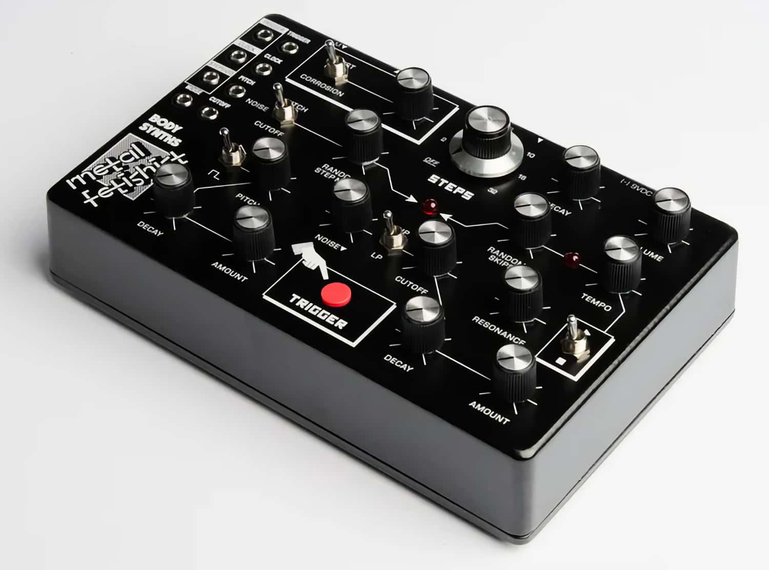 Body Synths Metal Fetishist Percussion Synthesizer Review – Synthtopia