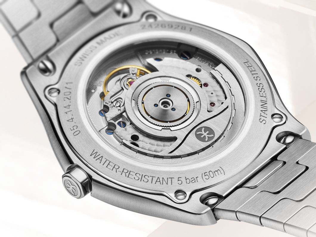 小ぶり×薄型デザインに注目【37mmの本格機械式時計2機種】スイスの名門