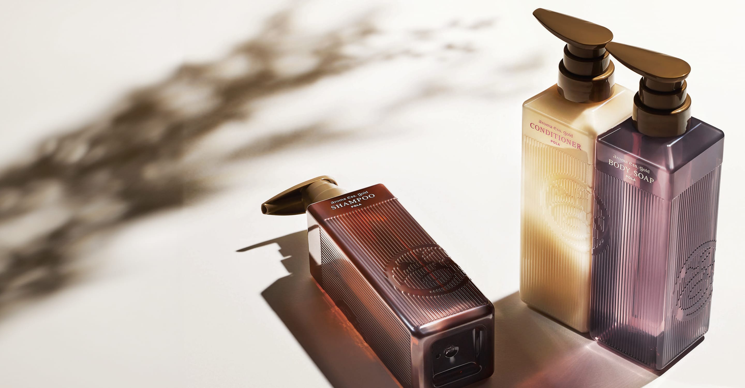 アロマエッセゴールド | ポーラ公式 エイジングケアと美白・化粧品