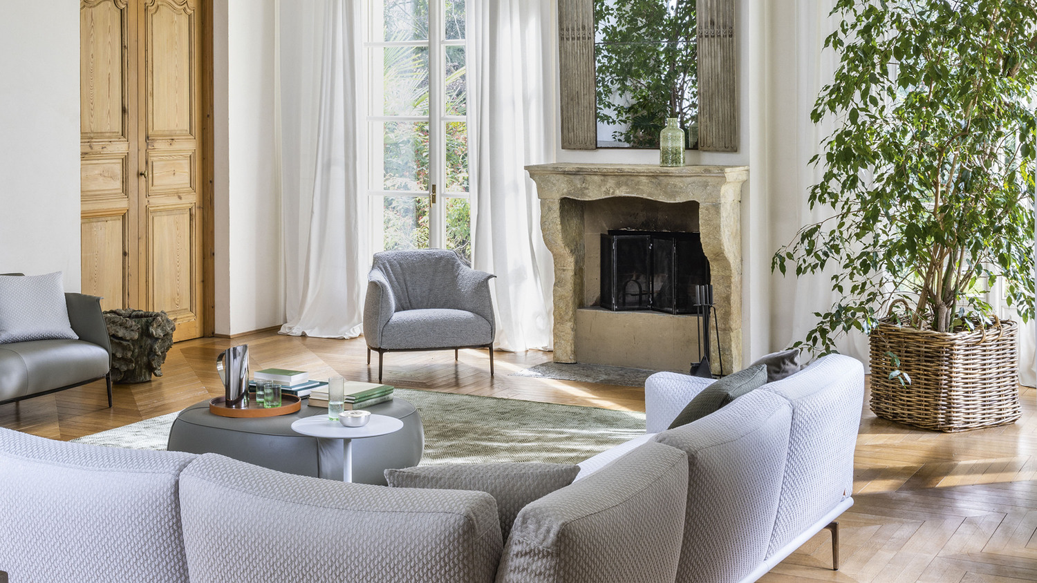 Archibald Armchairs by Jean-Marie Massaud | Poltrona Frau