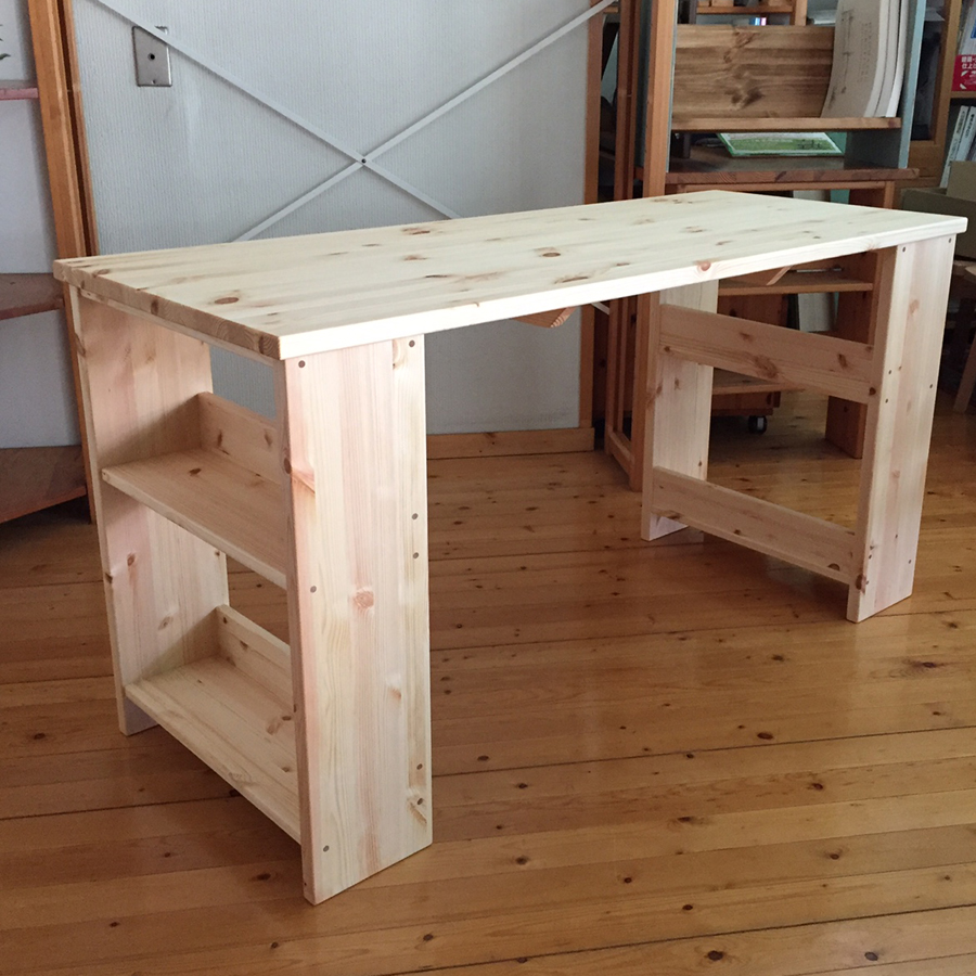 北欧パイン無垢集成材オーダーデスク ペイント工房