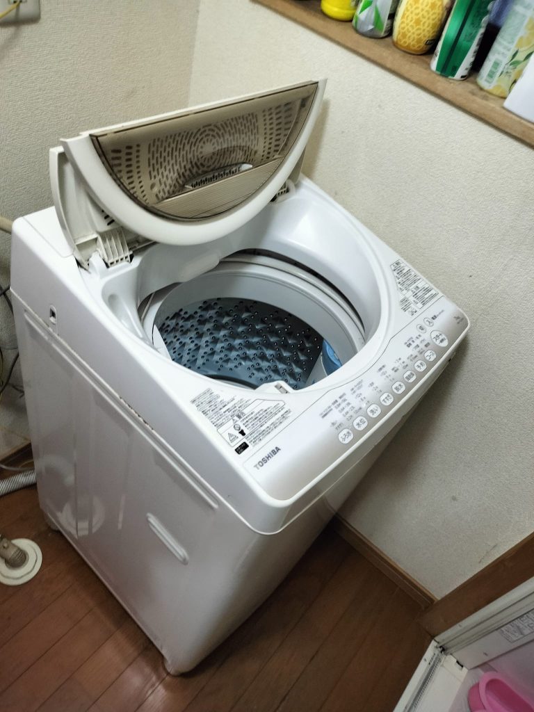 浸透力×洗浄力で、繊維の奥からまっ白！ 東芝ダブルシャワー洗浄で