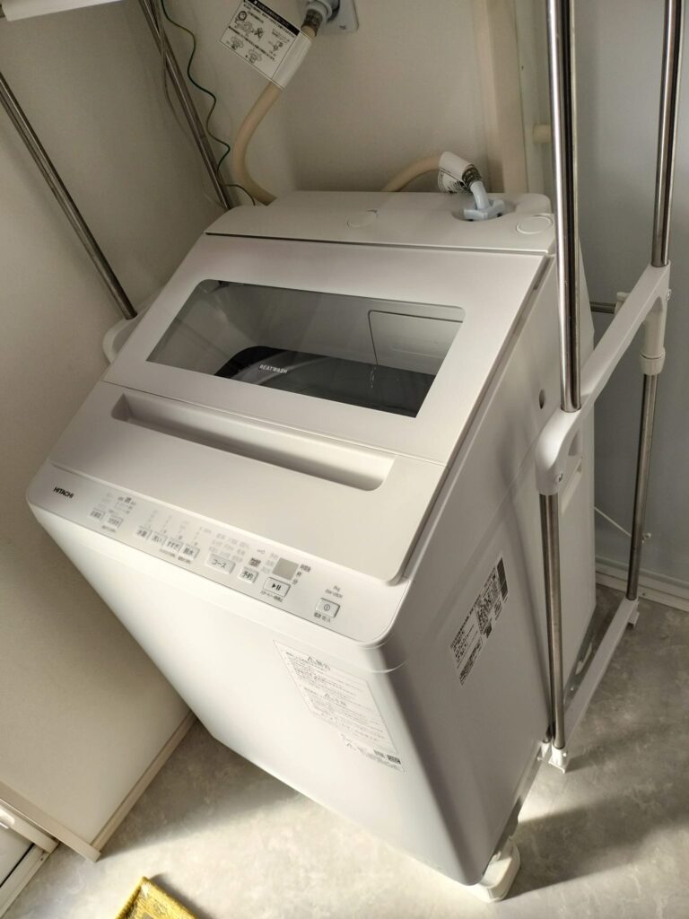 洗い始めに高濃度の洗剤液で、隠れ汚れまで浮かせて落とす全自動洗濯機