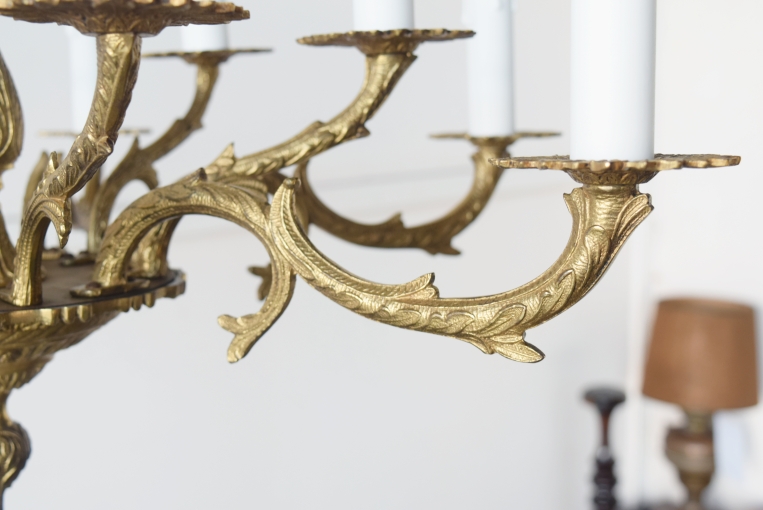 パルテノン アンティーク / 【SALE】まるで噴水のようなデザインの12灯