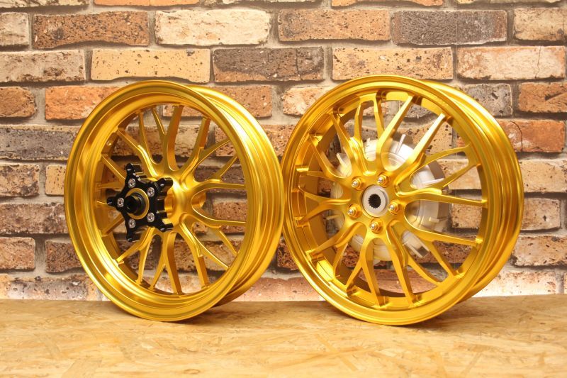 3,000Pバック！MOS鍛造ホイール GX-10 前後セット 艶消しゴールド [1