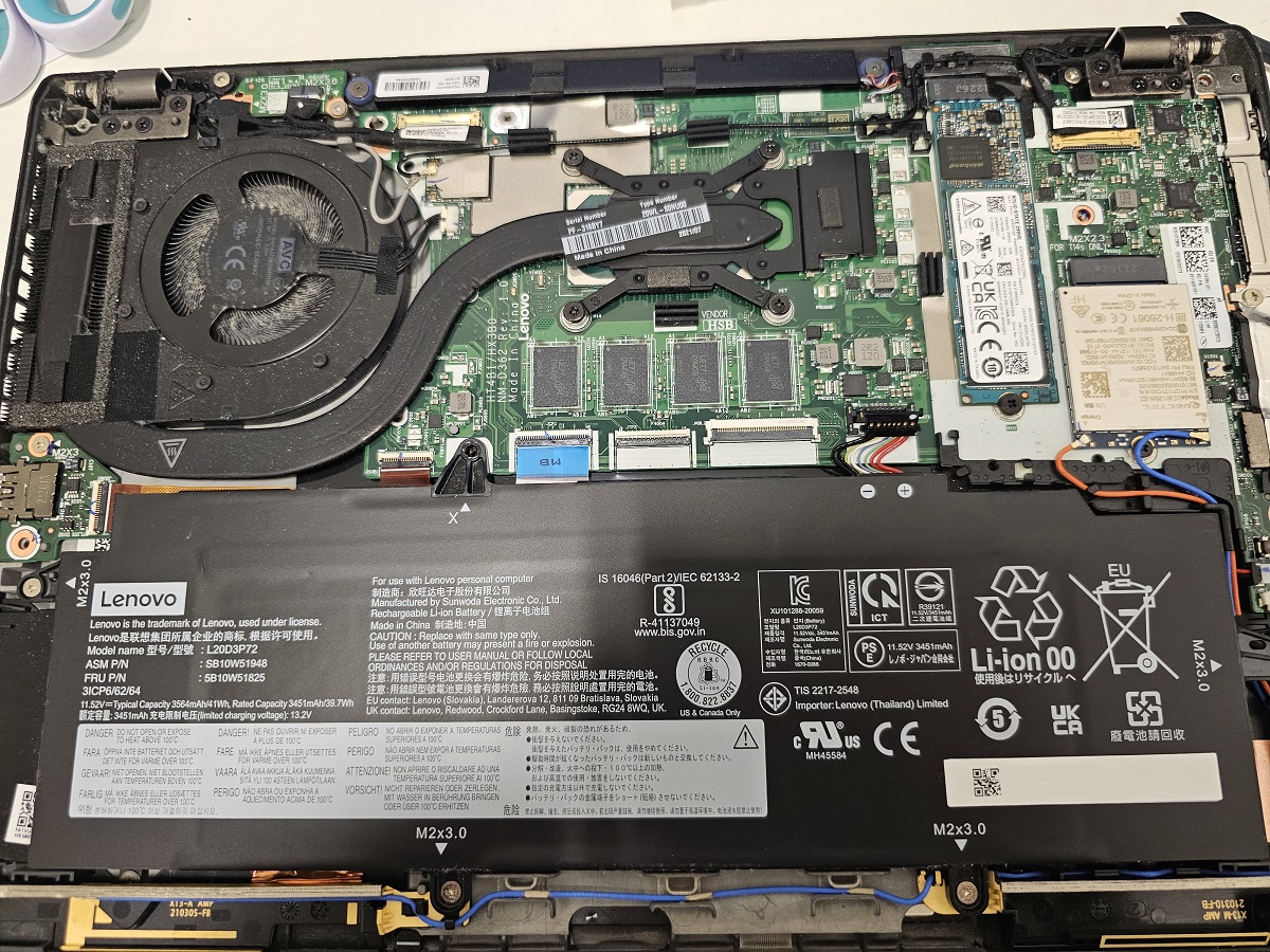 Lenovo ThinkPad X13 バッテリー交換 - パソコン修理テック