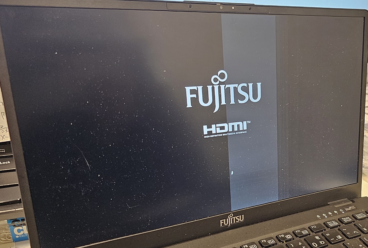 富士通 FMV LIFEBOOKの液晶修理 - パソコン修理テック