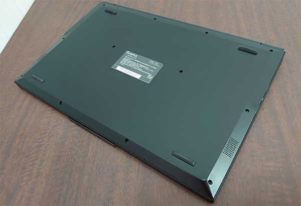 第11世代 インテル Core プロセッサー搭載薄型ノートPCをレビュー