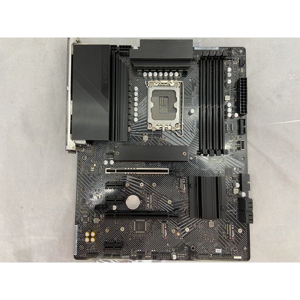AsRock i7 7700 16GBメモリー付き 【公式通販】