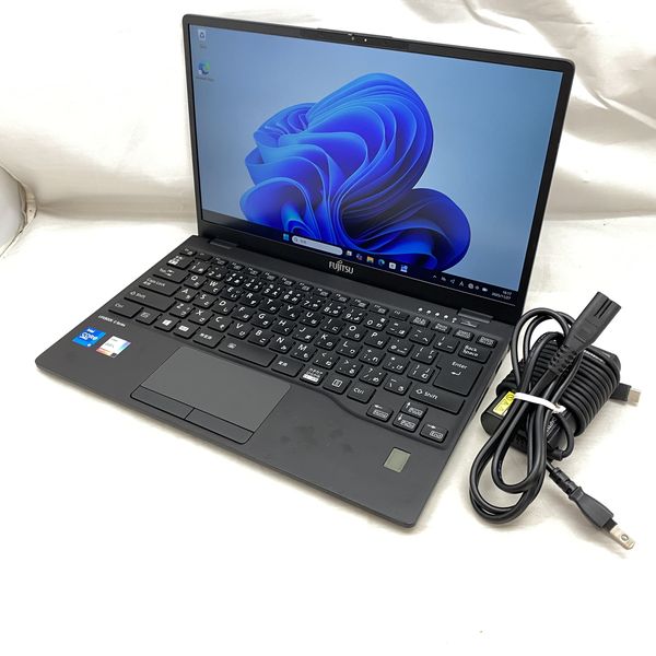 FUJITSU 〔中古〕FMVU34017 Core i5-1145G7 プロセッサー/8GB/256GB