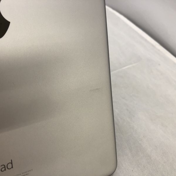 APPLE 〔中古〕iPad Pro 9.7インチ Wi-Fi 128GB スペースグレイ MLMV2J