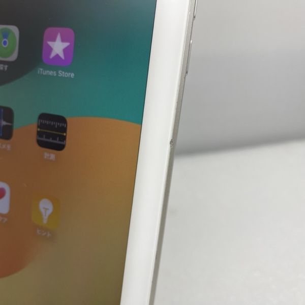 APPLE 〔中古〕iPad (第6世代) 32GB シルバー MR6P2J/A au SIMロック