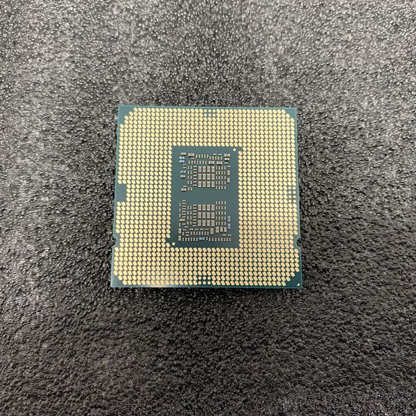 Intel 〔中古〕インテル® Core™ i7-10700K プロセッサー Bulk（中古