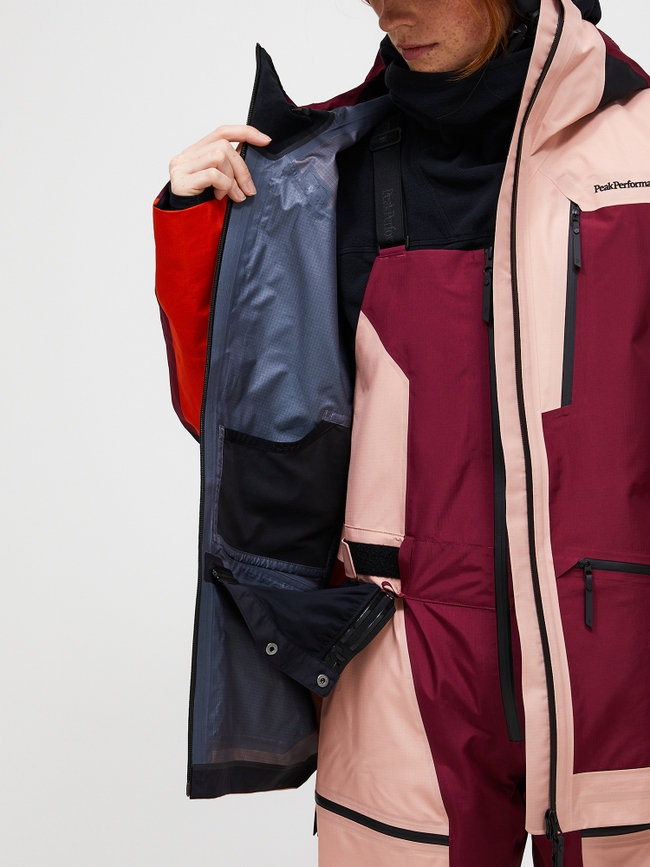 Vertical GORE-TEX Pro 3L Shell Jacket Women | Peak Performance