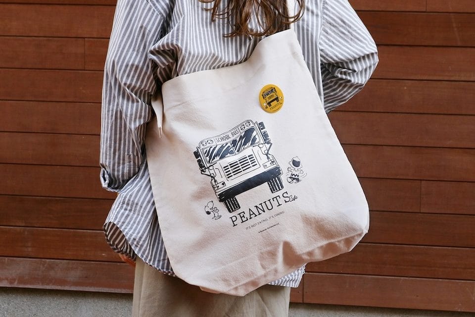 PEANUTS Cafe 大阪」よりオープン2周年を祝して、記念グッズが登場