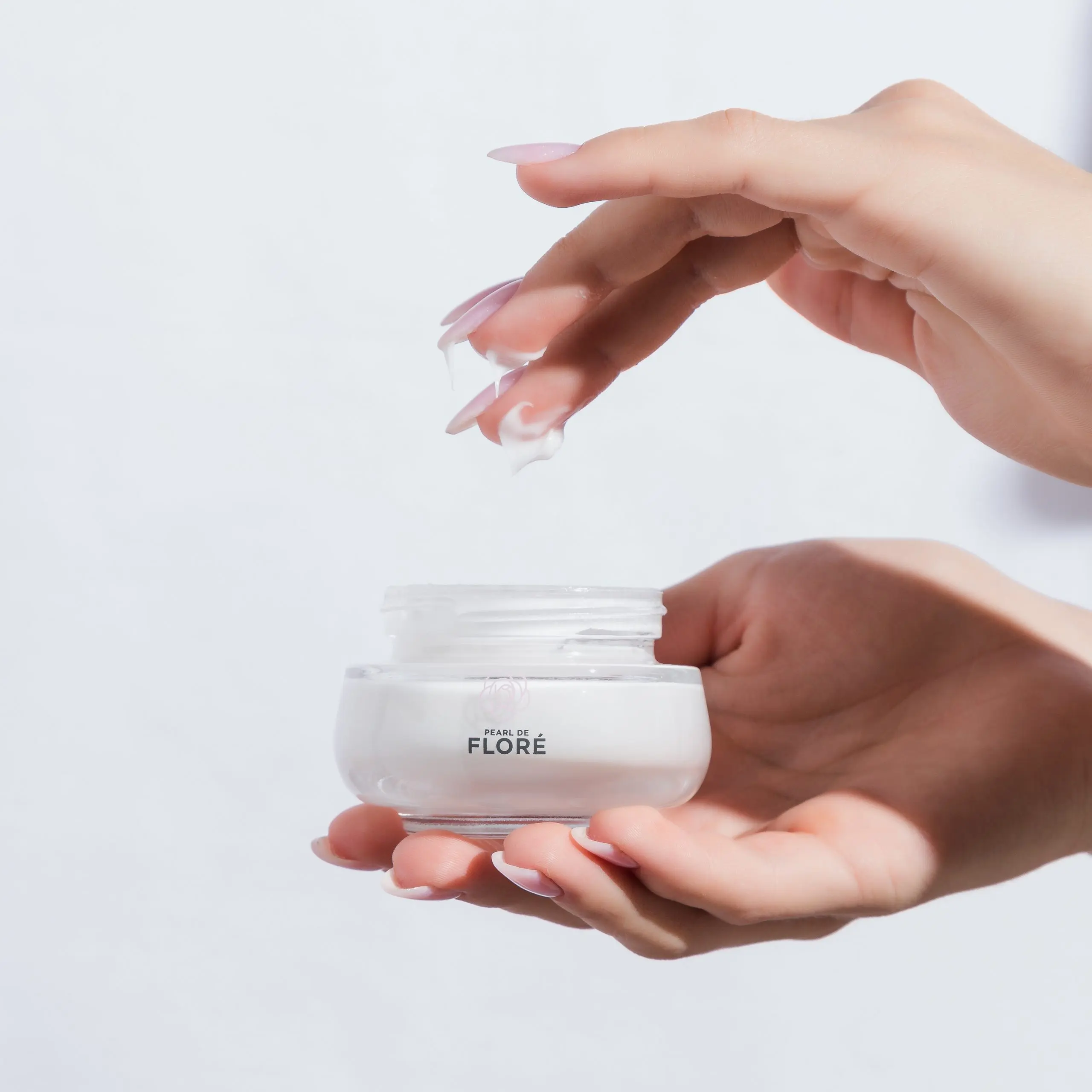 Le Rose Daily Defense Cream - Pearl De Flore