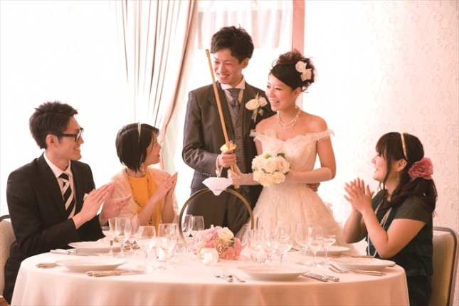 キャンドルサービスは、何のために行うの？ | ブライダルスタッフ