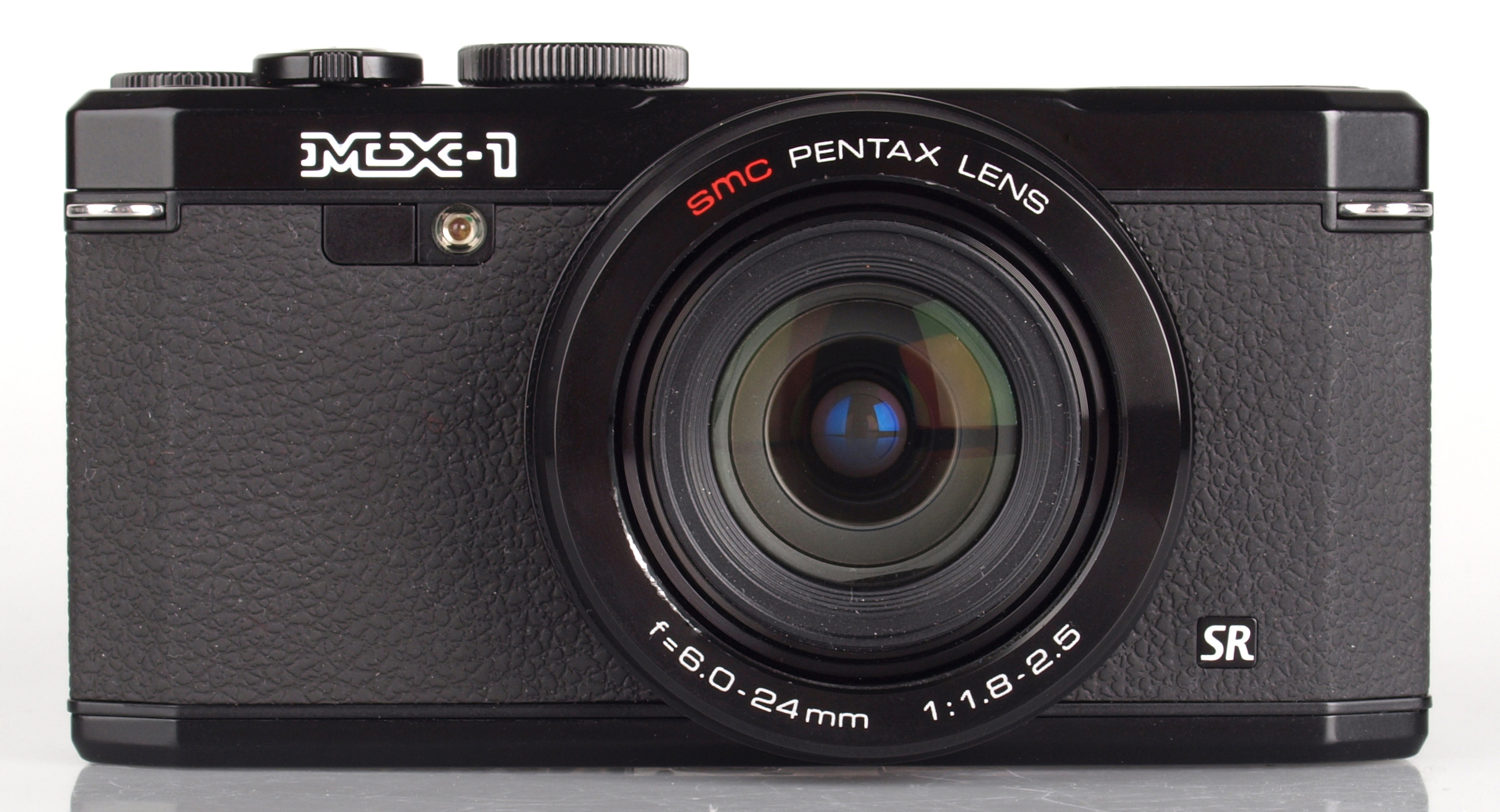 SMC Pentax MX-1 6-24mm f/1.8-2.5 Lens Review - Pentax User