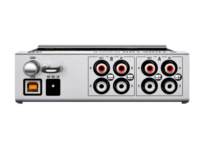 Native Instruments Traktor Scratch A6 Interface - Perfect Circuit