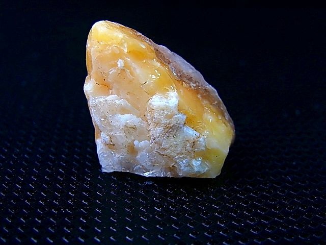 Hokkaidoite北海道然別湖産蛍光オパール原石 4.1g - パーフェクト