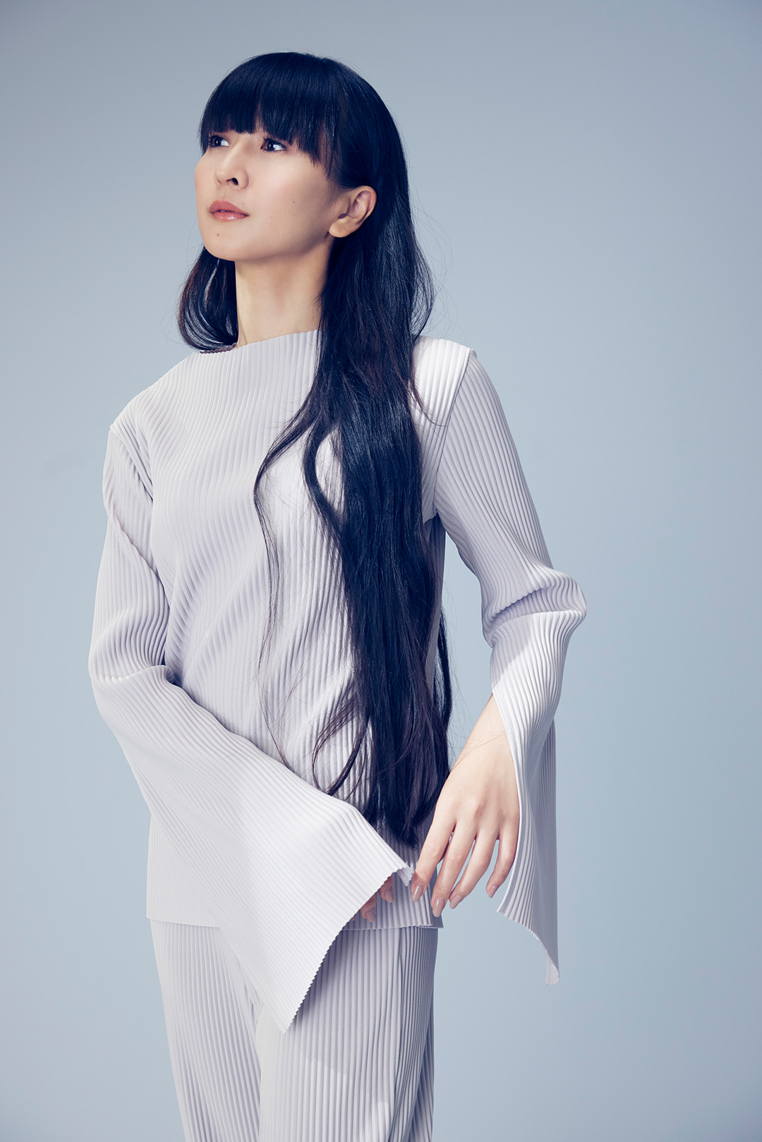 8 ｜ Perfume Closet