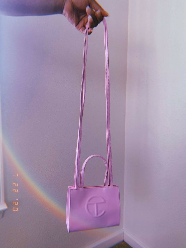 2日配信【テルファー】ピンク ショッピングバッグ – Perfume Japan