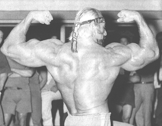 56センチの鉄腕 “スーパー・スター” ビリー・グラハム