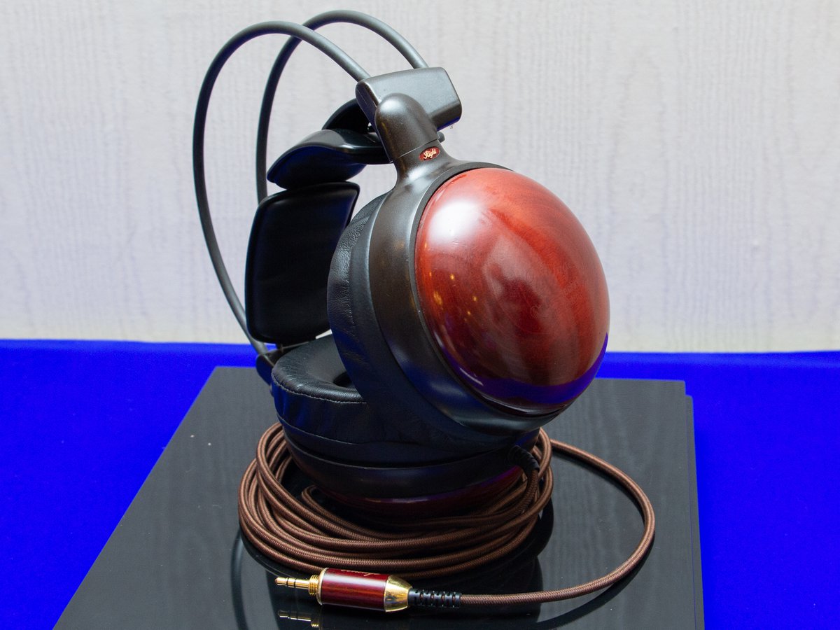 ヘッドフォン祭＞オーディオテクニカ、“平成をふり返る”ウッド