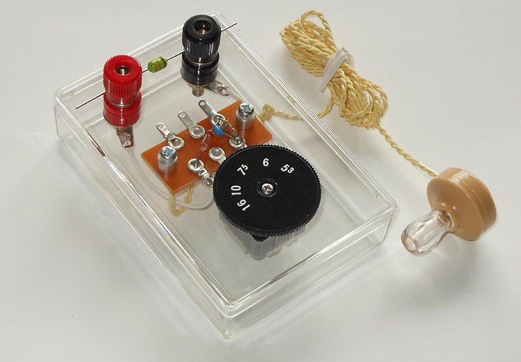 昭和の子供が夢中になった「鉱石ラジオ」。近い将来聴けなくなるかも