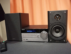 ソニー、ハイレゾ/LDAC対応ミニコンポ「CMT-SX7」に不具合で使用中止を