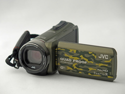 JVCのタフネスビデオカメラ“Everio R”「GZ-RX600/R400」レビュー。水中