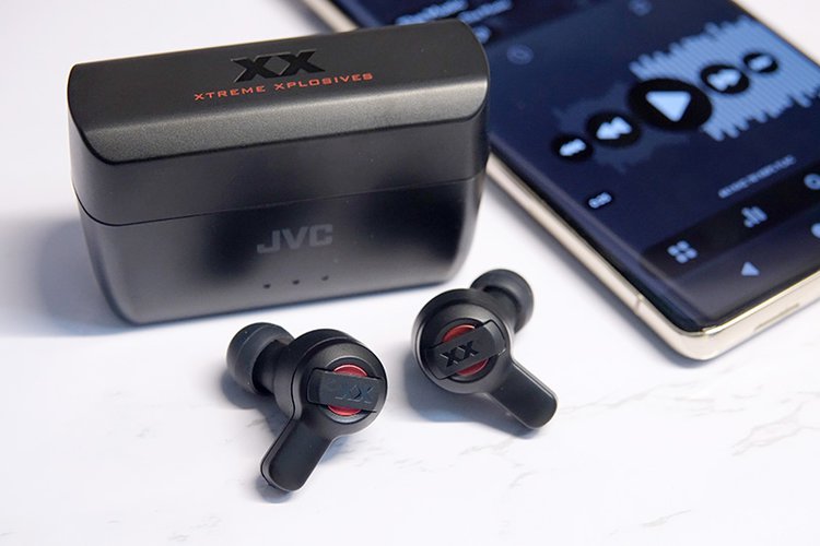 重低音完全ワイヤレスイヤホン、JVC「XX」初のスティック型「HA-XC62T