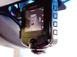 360度ドライブレコーダーの弱点を克服。ケンウッドの“高画質機”「DRV
