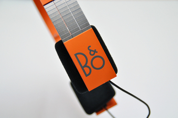 B&O PLAY「FORM2」レビュー － 自分のコレクションにも加えたいMoMA