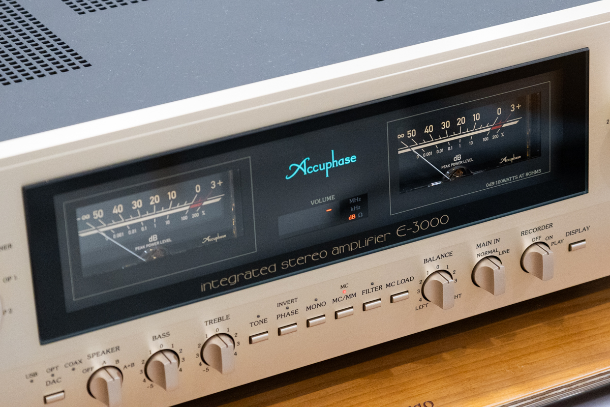アキュフェーズのプリメインアンプ「E-3000」でQobuzを聴こう