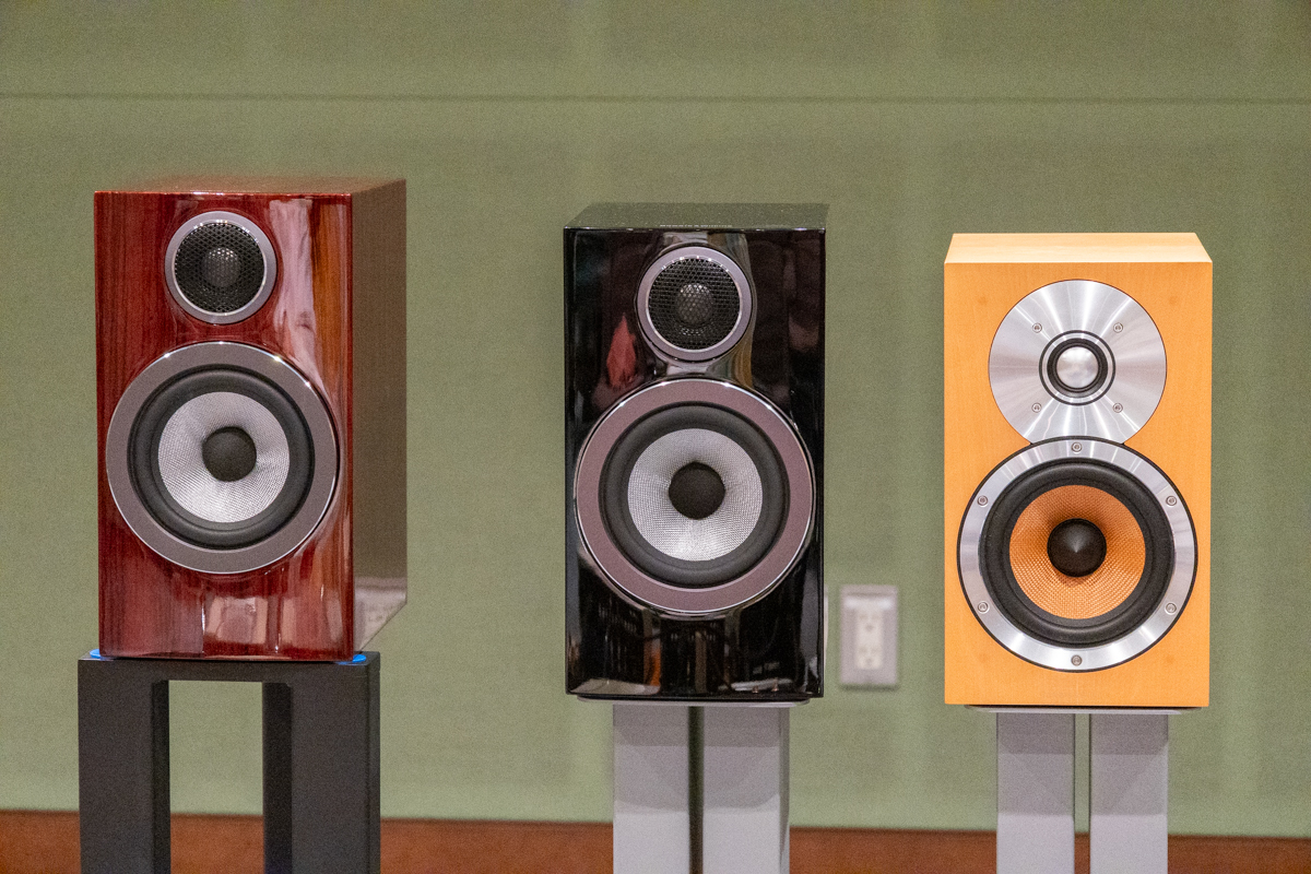 今年聴くべきスピーカーの筆頭候補。B&W「707 Prestige Edition」、“高