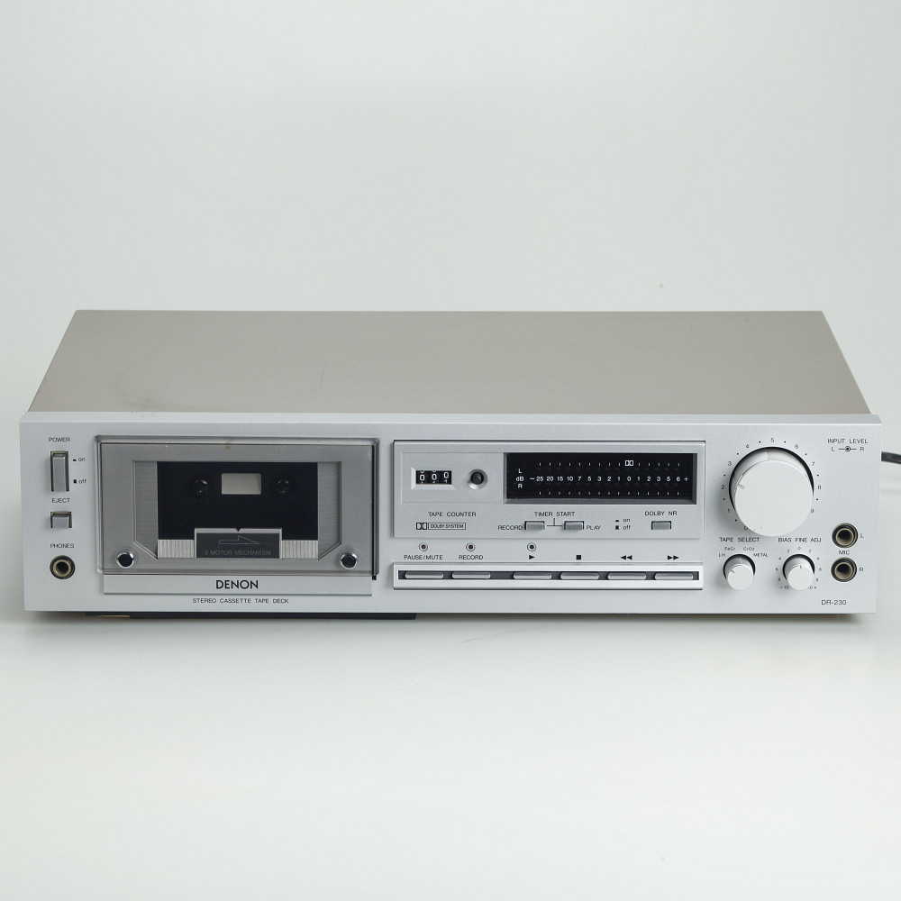 Denon - DR-230 Tape Player