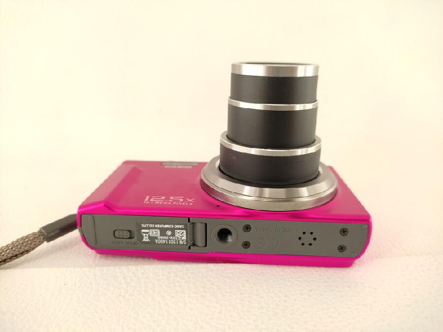 デジタルカメラ CASIO EXILIM EX-ZS150 をお買取入荷しました。｜2023