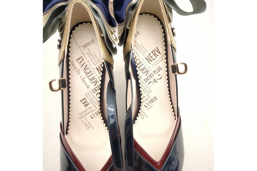 マイラクラシック×エヴァンゲリオン アイコニックシューズオブジェ