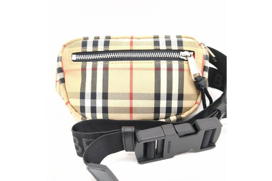 美品 バーバリー ボディバッグ ウェストバッグ ノバチェック ベージュ