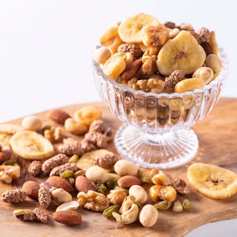 ビールに✨おやつに✨贅沢ナッツ！／｜久世福商店｜ショップニュース